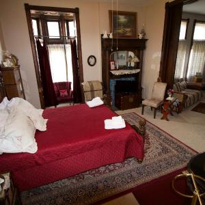 Deluxe Double Room with Shower