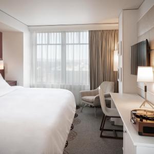 King Room - Hearing Accessible