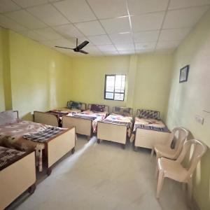 6-Bed Mixed Dormitory Room