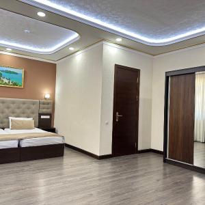 Superior Deluxe Double or Twin Room 