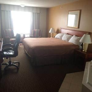 King Room with Spa Bath