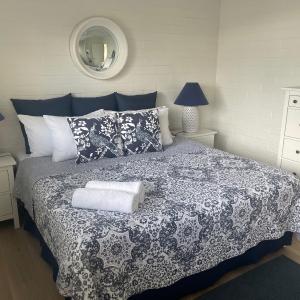 Two-Bedroom Apartment with Ocean View