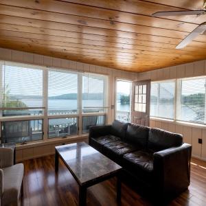 Lakefront Two-Bedroom Beach Suite