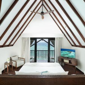 Ocean Suite with Infinity Pool - Personalized Butler Service | Private Sea Plane Lounge Access | Kids Club with Optional Nanny Services | Maldivian Traditional Village Experience | Access to 6 Exceptional Dine-Around Outlets