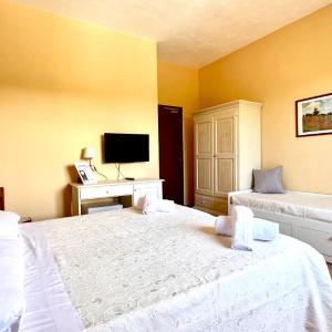 Triple Room with Garden View