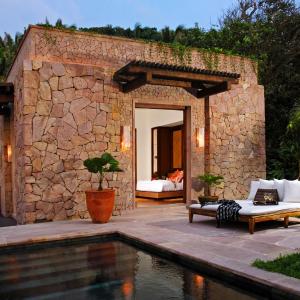 Deluxe Suite with Jungle View