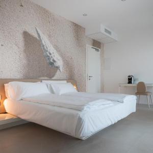 Standard King Room with Spa Bath