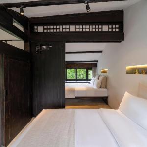 Farm Yard Large(Family) Suite