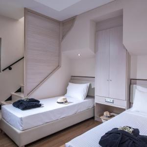 Split Level Superior Connecting Suite