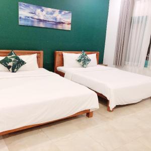 Quadruple Room with Lake View
