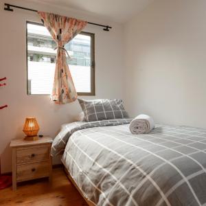 Single Room with Shared Bathroom