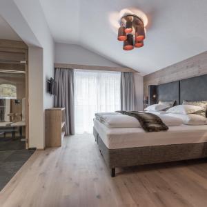 Superior Suite with Infrared Cabin