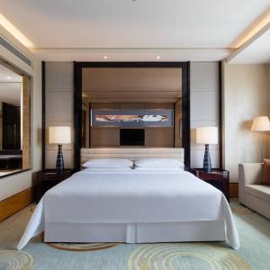 Deluxe Double Room with River View