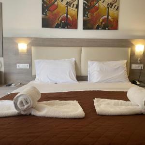 Double Room with Spa Bath
