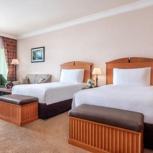 Gulf View Room KingFree daily shuttle bus to Yas attractions, Yas Mall and Grand Mosque