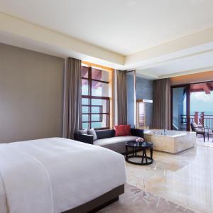 Premier Suite with Sea View