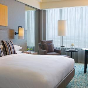 Club Level King Room, Club level, Guest room, 1 King