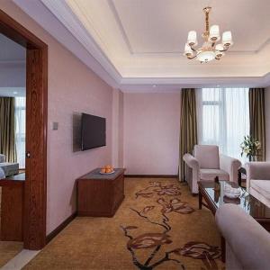 Suite with View