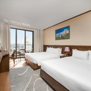 Special Offer - Family Room with City View