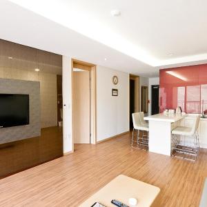 Sonobelle Tower A Suite - Ondol (With Kitchenette)