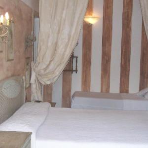 Double or Twin Room with Beach Access