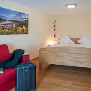 Two-Bedroom Apartment (Sooneck) - Koblenzer Str. 3