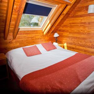 Bungalow (4 Adults)