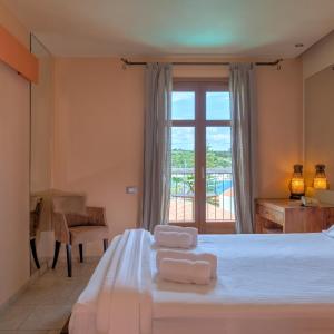 Standard Double or Twin Room with Sea View