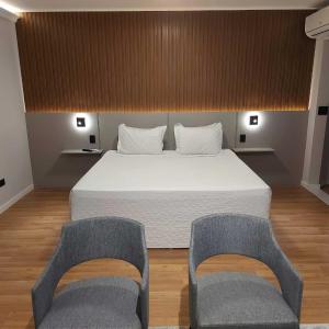 Deluxe Suite with Spa Bath