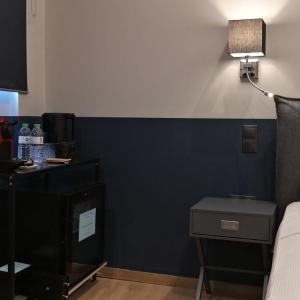 Economy Room with Inner Courtyard View