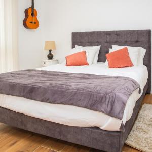 Deluxe Queen Suite