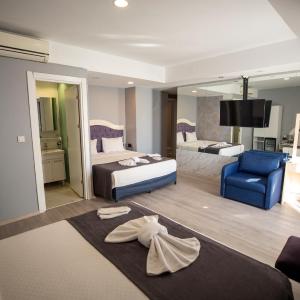 Deluxe Family Room with Terrace