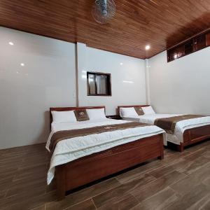 Double or Twin Room with Private Bathroom
