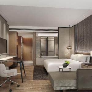 Deluxe King Room with Lake View