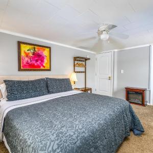 King Room with Mountain View