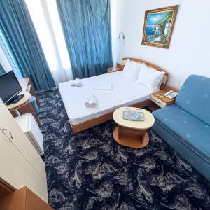 Double Room with Extra Bed