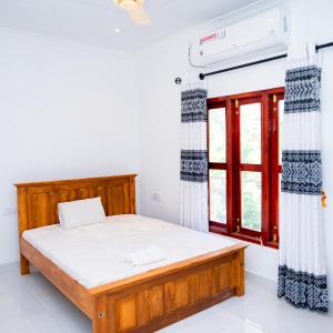 Studio with Balcony