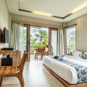 Special Offer - Free Balinese Massage at Deluxe Room with Garden View 