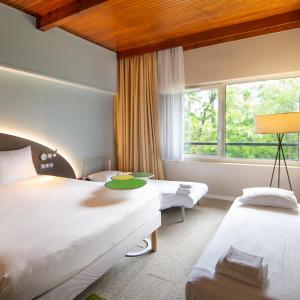 Standard Suite with 1 double bed and 2 sofa beds