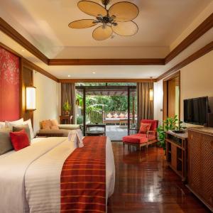 Deluxe Garden View Terrace Room (King Bed) 