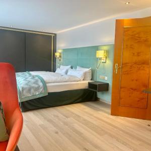 King Room with Mountain View