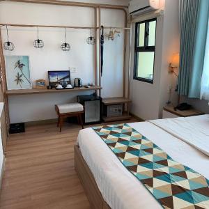 Deluxe Double or Twin Room with Sea View