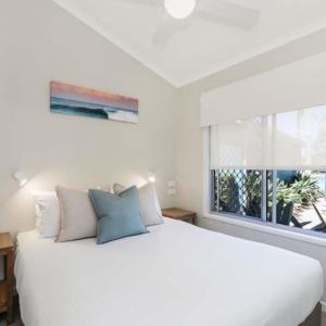 Deluxe Cabin - Sleeps 4