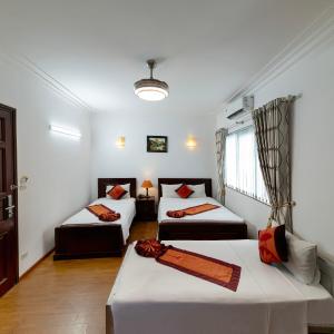Deluxe Family Room