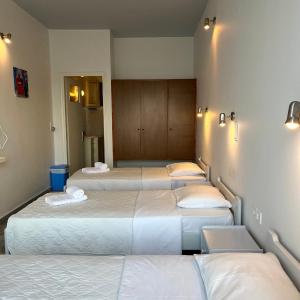 Economy Triple Room