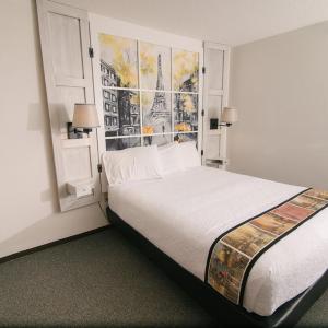 Queen Room