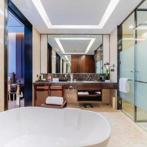 Exective King Room