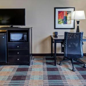 King Room with Sofa Bed - Non-Smoking