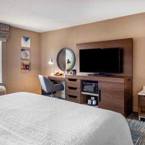 King Room with Spa Bath