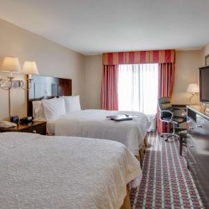 Room with Two Queen Beds - Non-Smoking